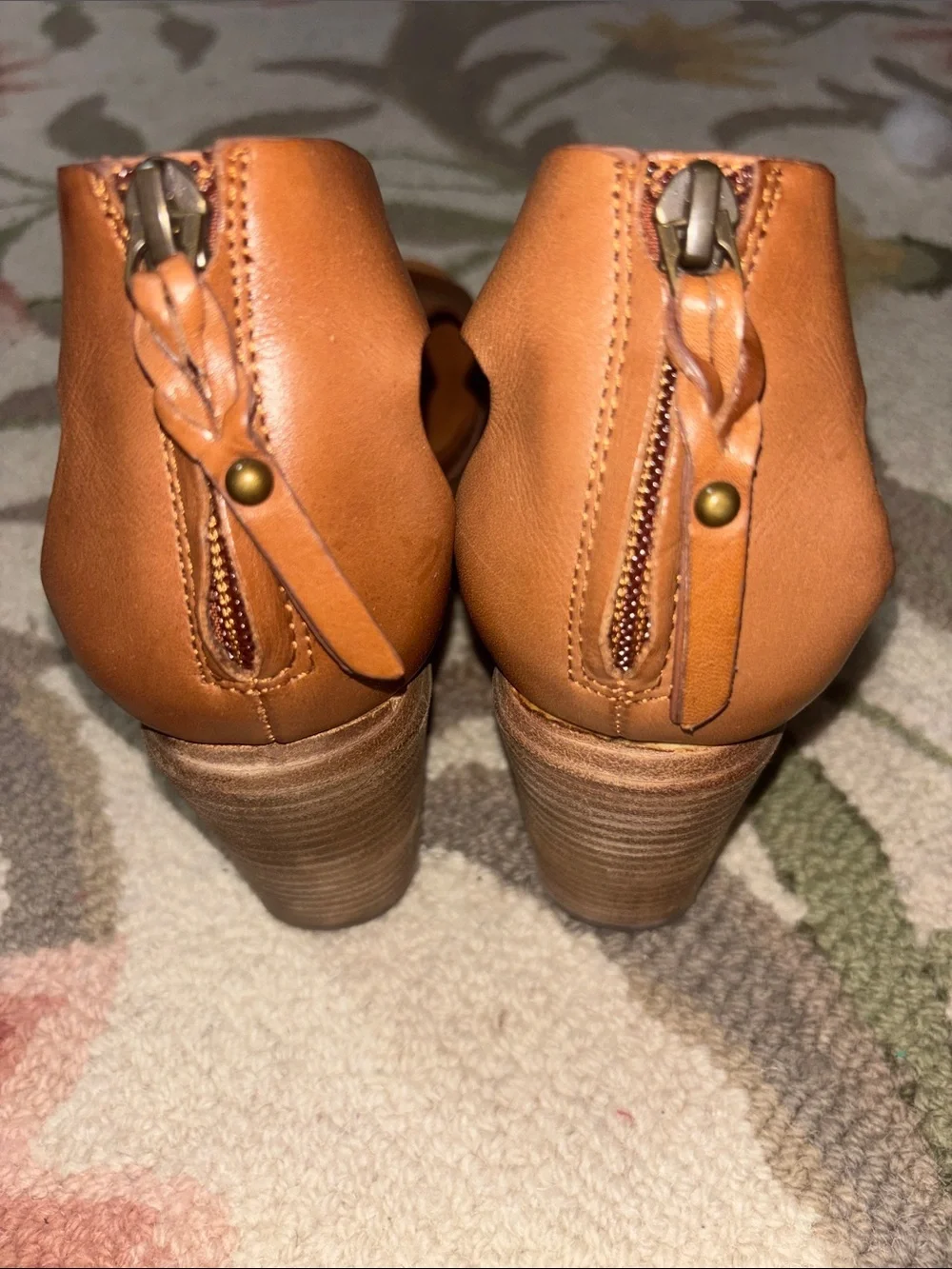 Gentle souls Women's Juniper Tea Tan Leather Open-Toe Wedge Sandals, 7